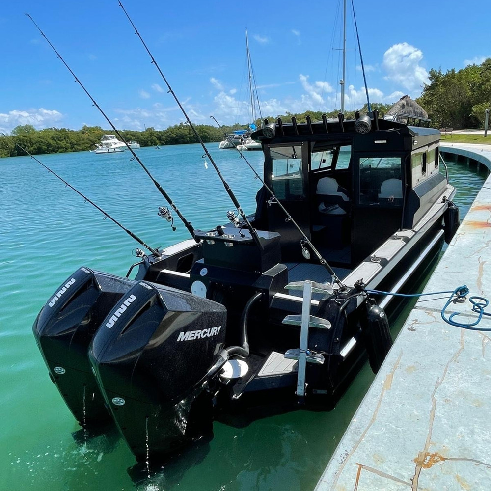 Fishing Boat Fiberglass - Fischerboot 18 Fuß Aluminium mit Motor